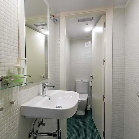 Globetrotter Hostel, By Albany Albergue *
