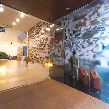 Globetrotter Hostel, By Albany Albergue