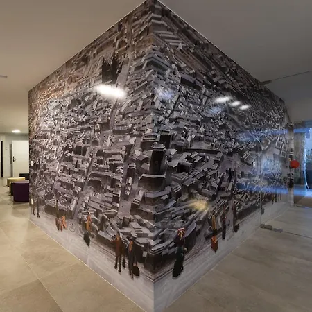 旅馆 Globetrotter Hostel, By Albany 莱昂