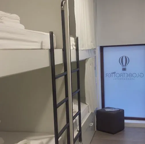 Globetrotter Hostel, By Albany * 莱昂